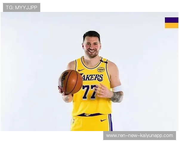 亚历山大马克西当选周最佳！东契奇、里夫斯携手亮相提名荣耀